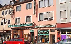 Hotel Hüttl - Garni